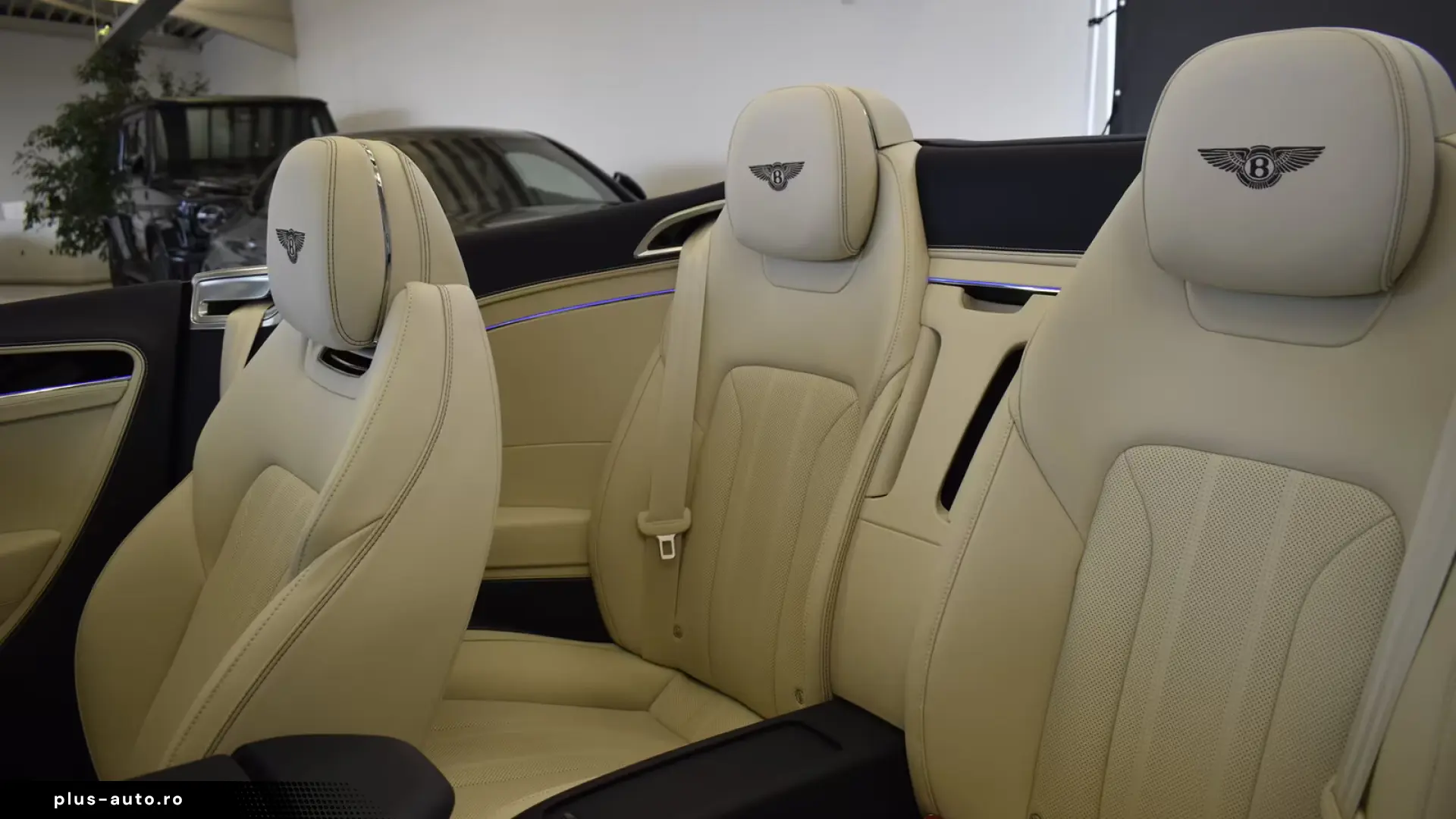 BENTLEY Continental GTC 2025 — imagine 14