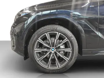 BMW X6 xDr30d MSport SkyLounge Massage Ventil SoftClose 360