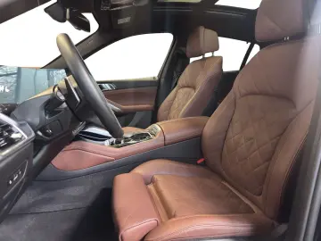 BMW X6 xDr30d MSport SkyLounge Massage Ventil SoftClose 360