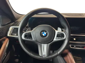 BMW X6 xDr30d MSport SkyLounge Massage Ventil SoftClose 360