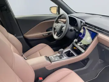 Lexus LBX ELEGANT rear view camera   Sitzh. Navi