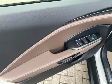 Lexus LBX ELEGANT rear view camera   Sitzh. Navi