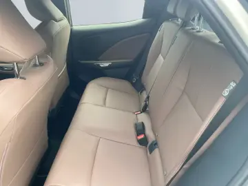 Lexus LBX ELEGANT rear view camera   Sitzh. Navi