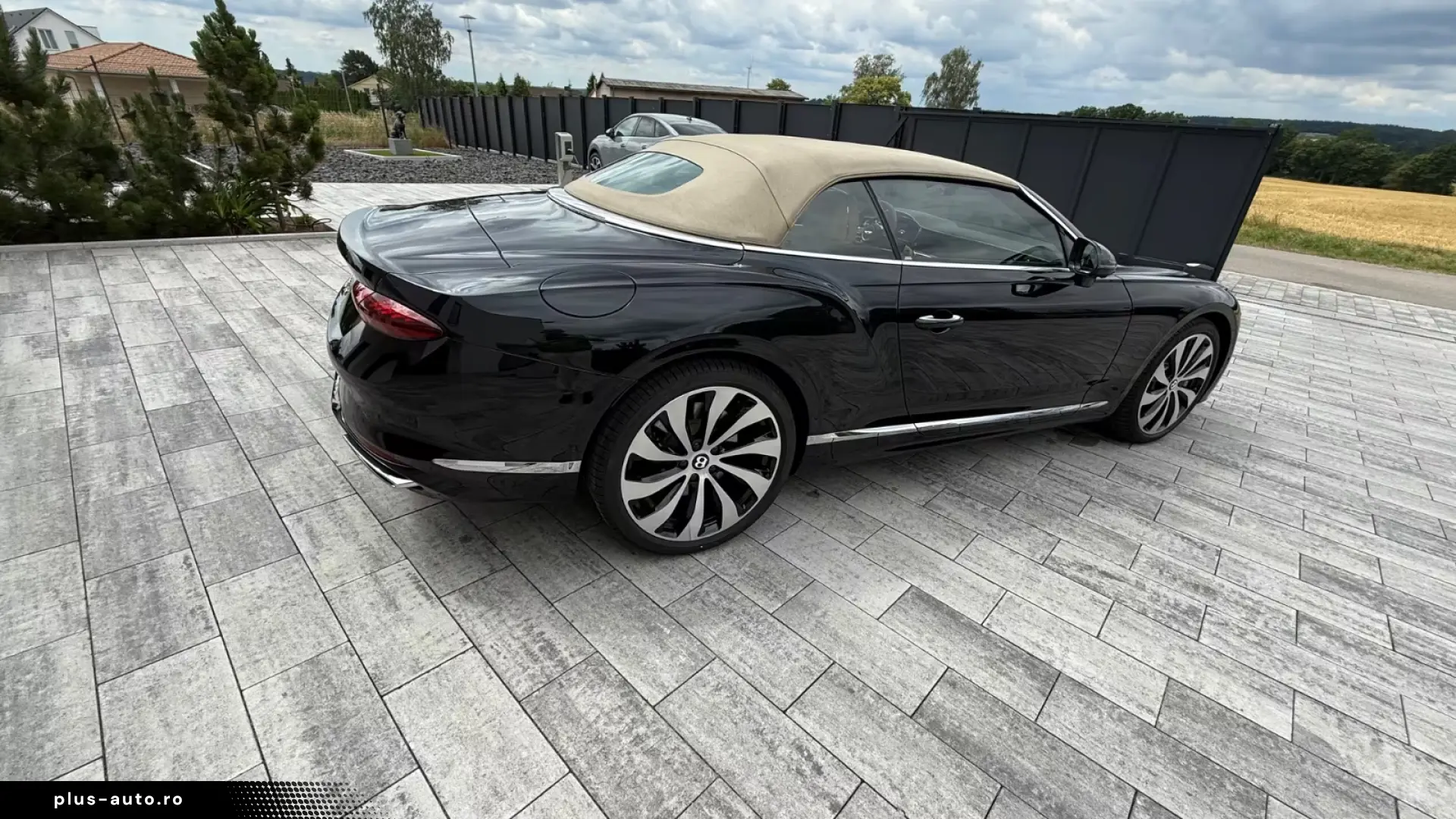 Bentley Continental GTC V8 Hybrid Mulliner Optik