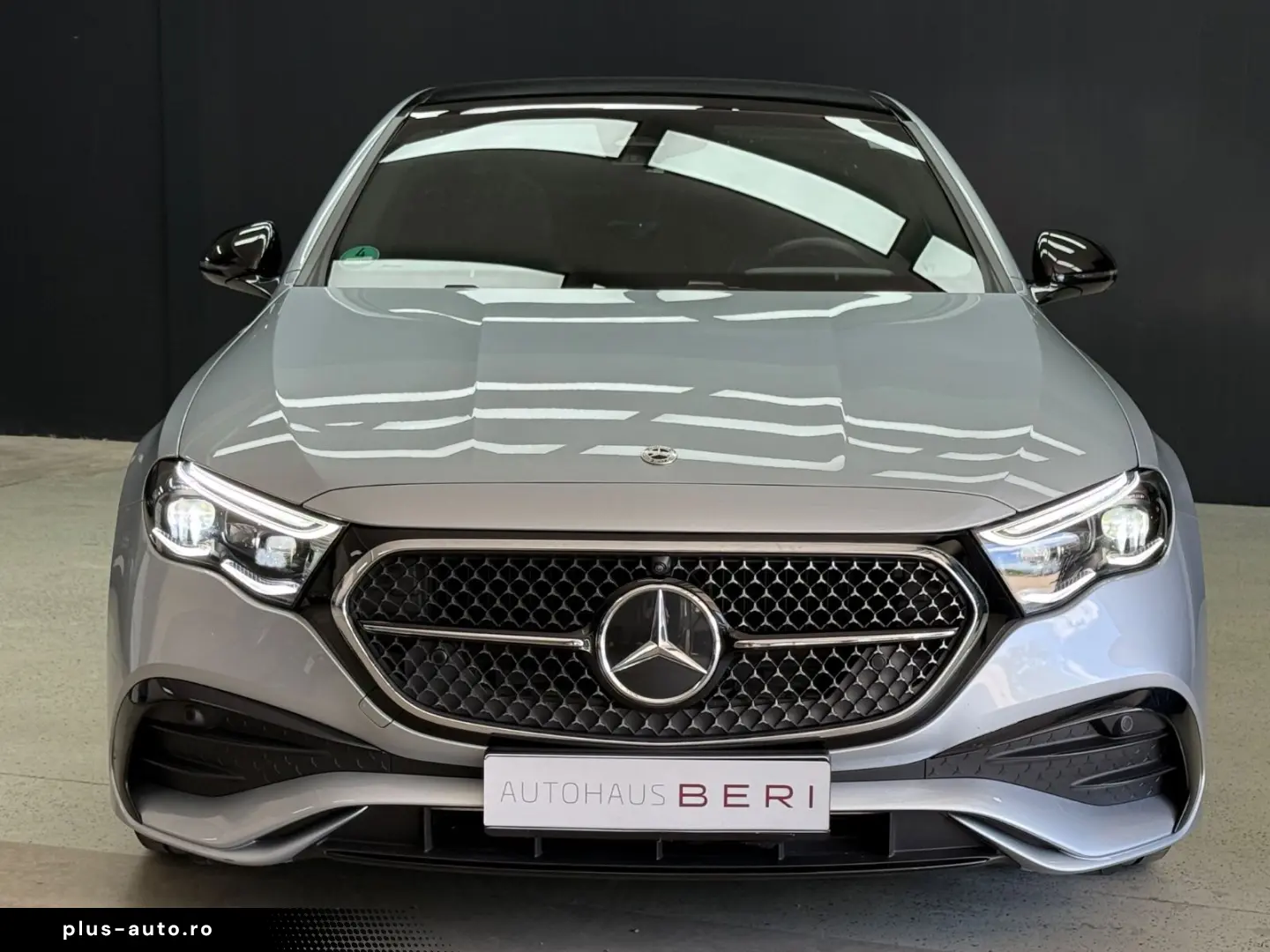 MERCEDES-BENZ E 220 d AMG  Pano  Night-Paket Burmester