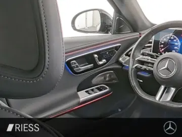 MERCEDES-BENZ E 300 de AMG Sport Night Distr Pano 360