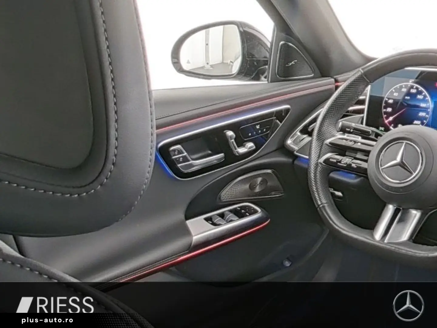MERCEDES-BENZ E 300 de AMG Sport Night Distr Pano 360
