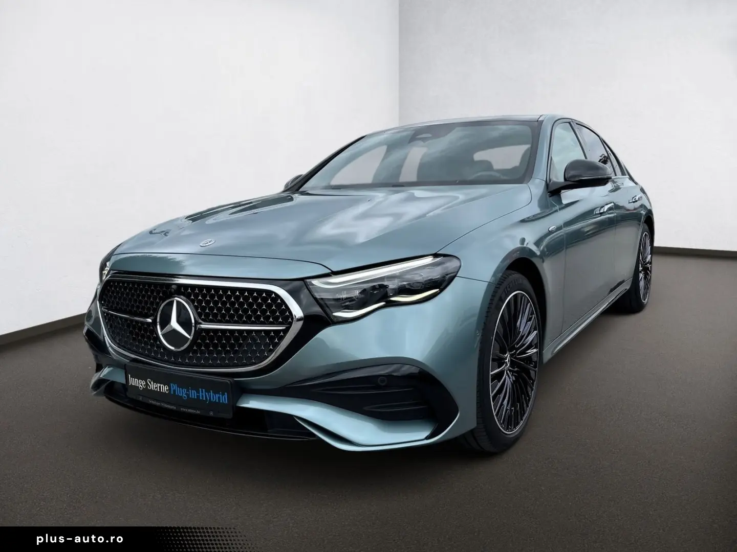 MERCEDES-BENZ E 300 e AMG-Adv  Night Pano Leder 20