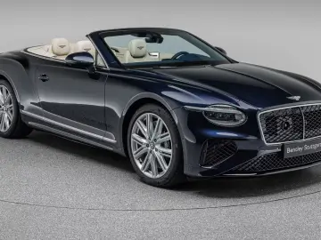 Bentley Continental GTC V8 Hybrid   Head-Up Display