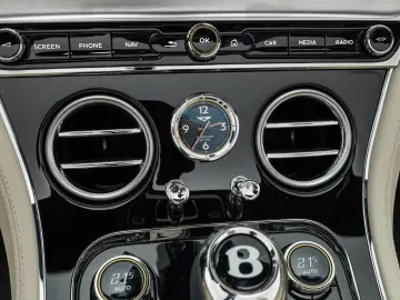 Bentley Continental GTC V8 Hybrid   Head-Up Display