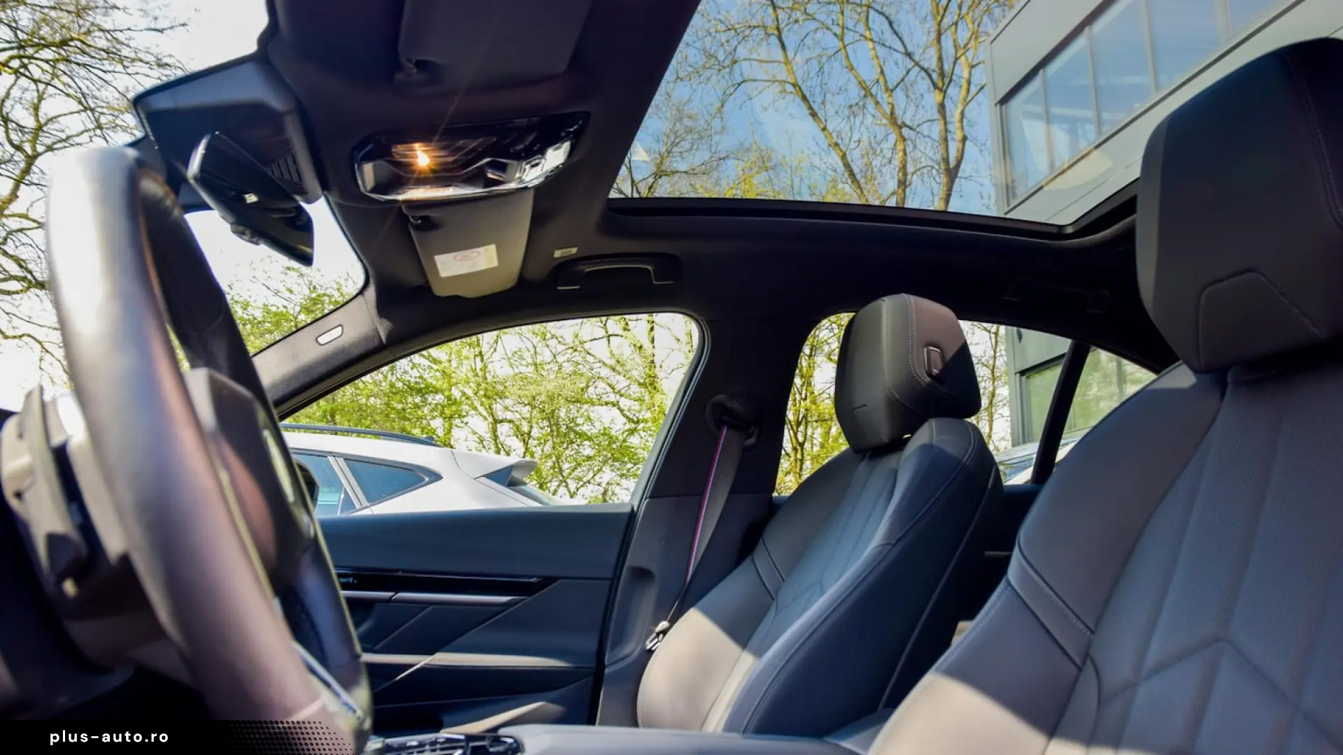 BMW 530e M Sport Edition Panorama