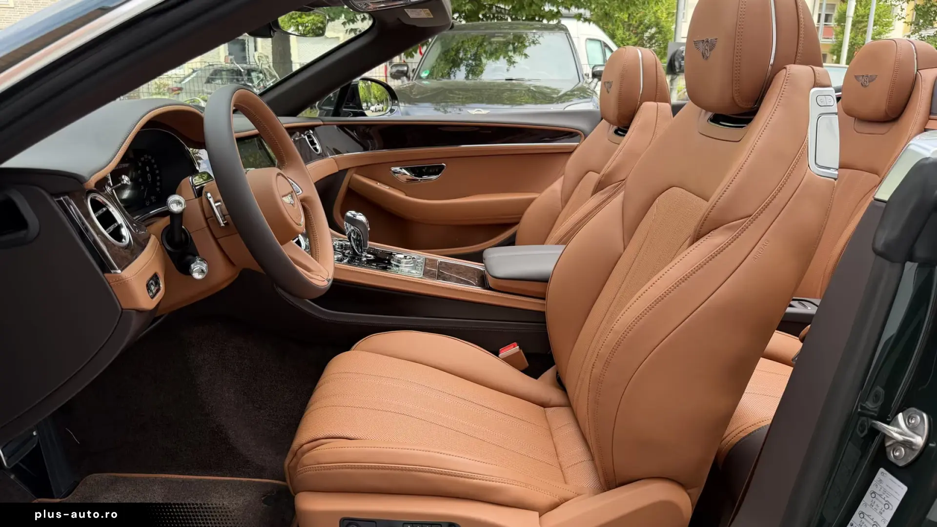 Bentley Continental GTC  Touring FrontSeat Rotating