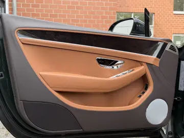 Bentley Continental GTC  Touring FrontSeat Rotating