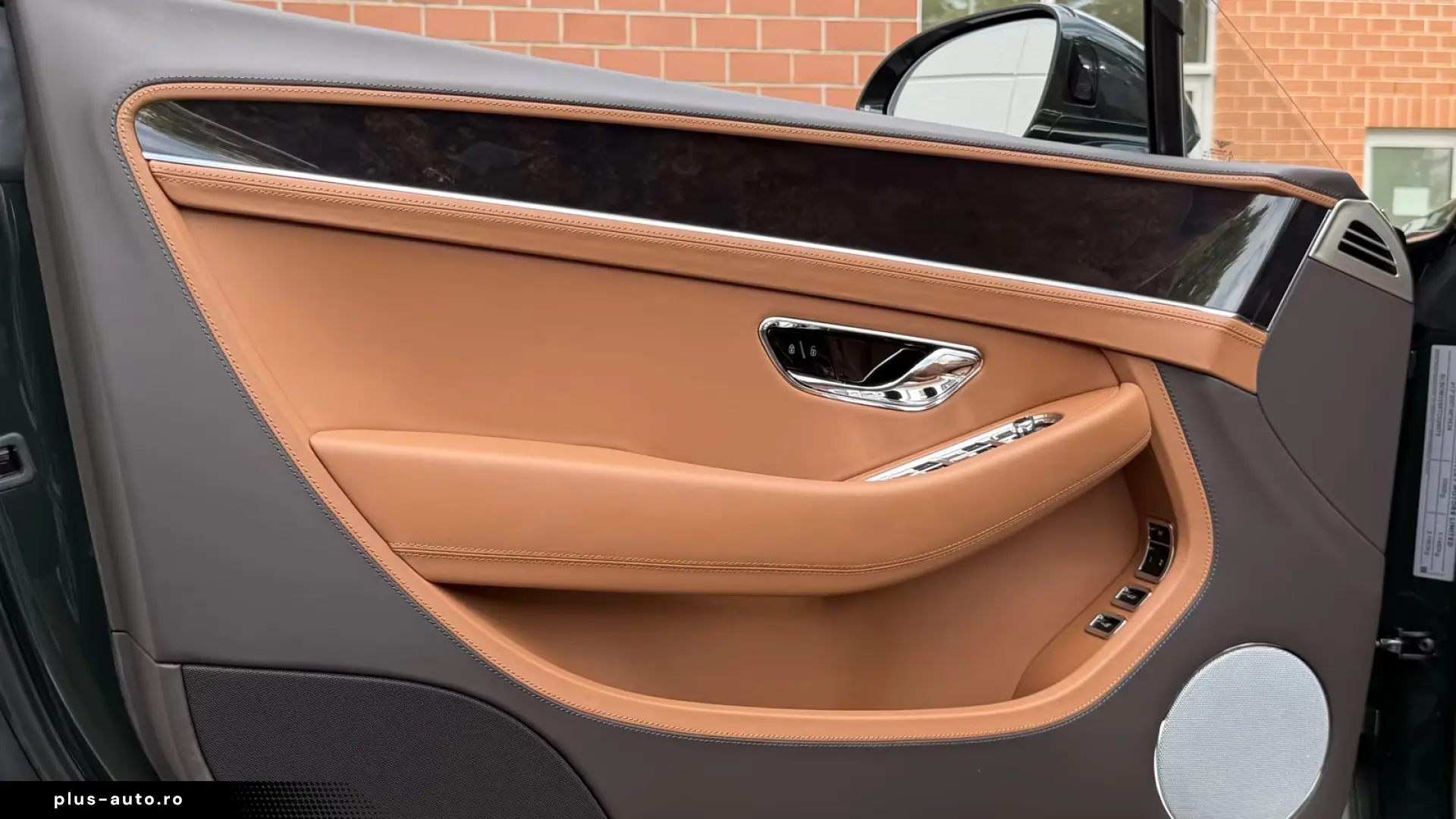 Bentley Continental GTC  Touring FrontSeat Rotating