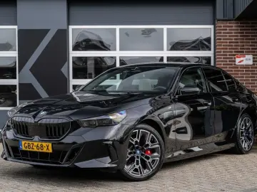 BMW 550e xDrive M Sport Pro Pano