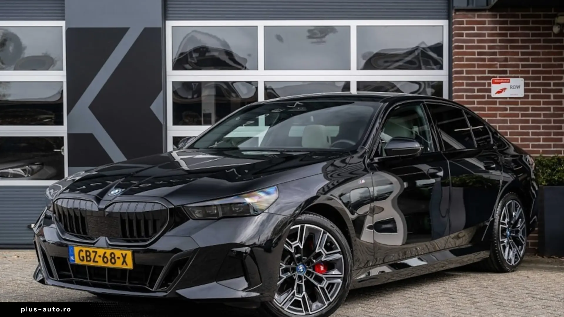 BMW 550e xDrive M Sport Pro Pano