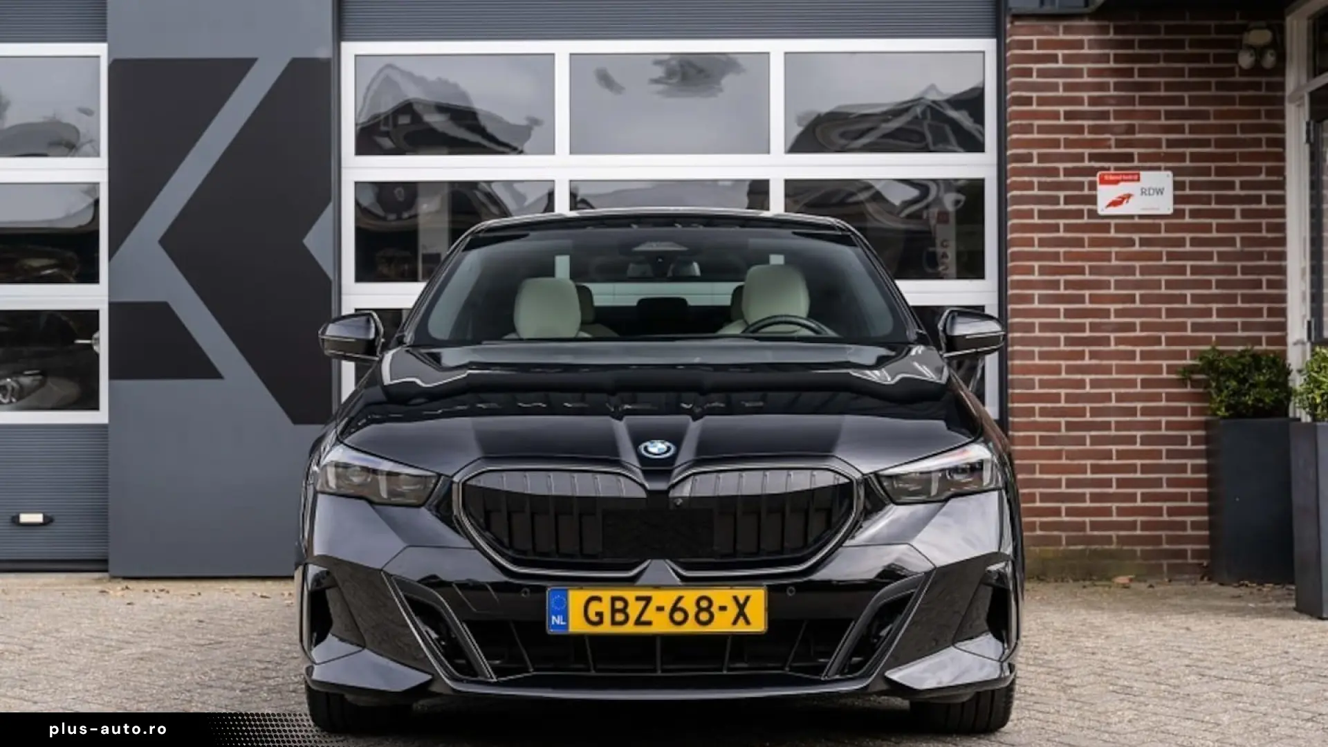 BMW 550e xDrive M Sport Pro Pano