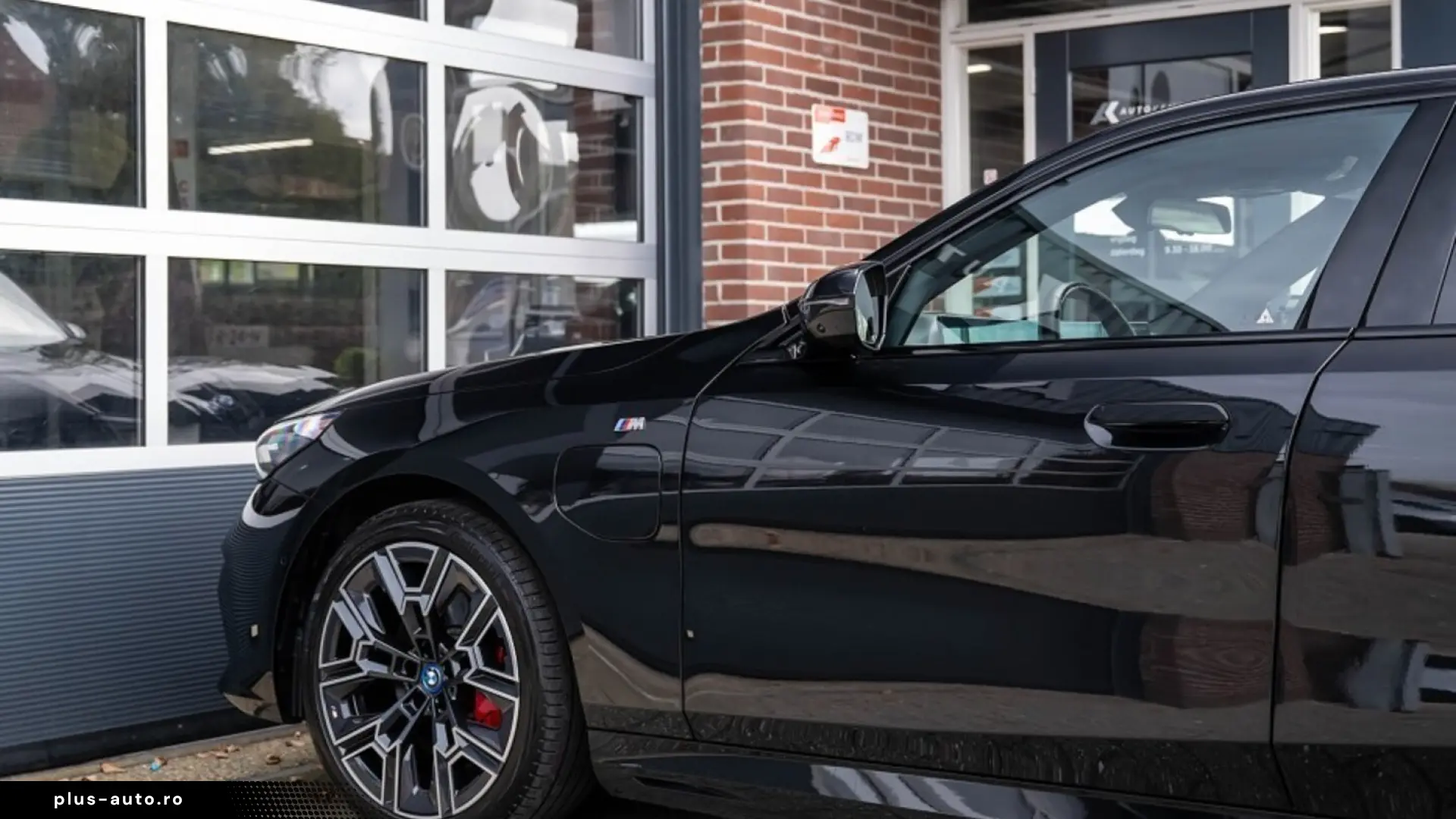 BMW 550e xDrive M Sport Pro Pano