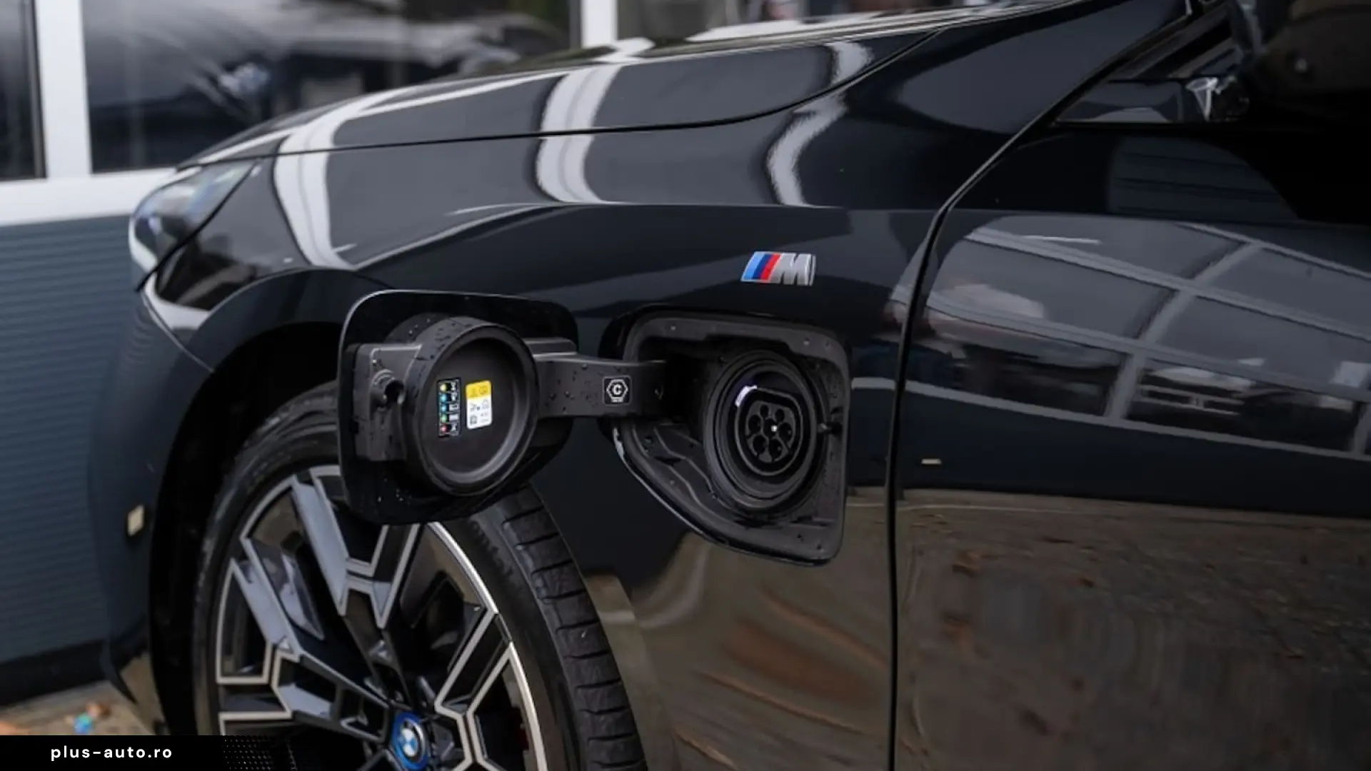 BMW 550e xDrive M Sport Pro Pano