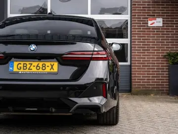 BMW 550e xDrive M Sport Pro Pano