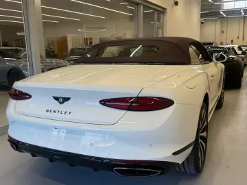Bentley Continental GTC V8- B&O- 22