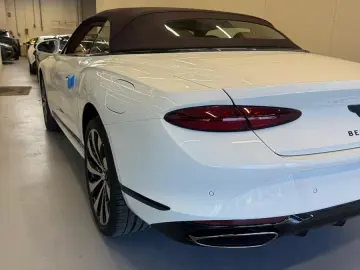 Bentley Continental GTC V8- B&O- 22