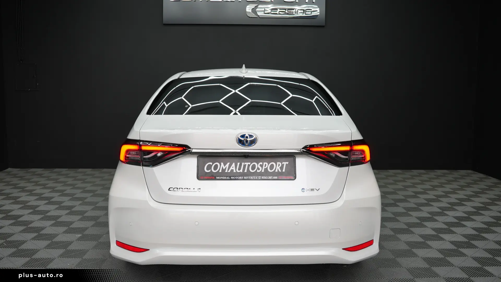 TOYOTA COROLLA SEDAN HYB DYNAMIC