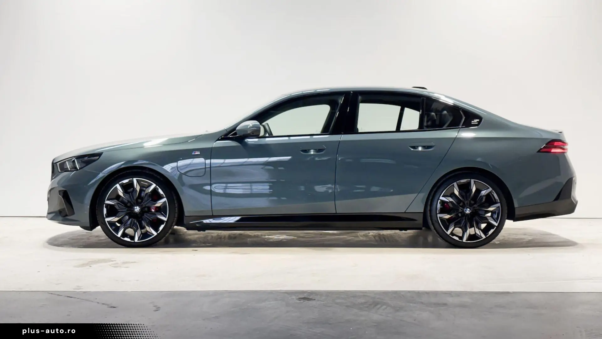 BMW 530e M Sport Edition   Innovation Pack