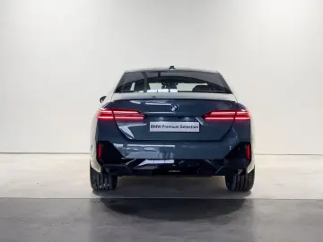 BMW 530e M Sport Edition   Innovation Pack