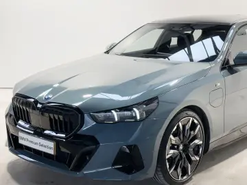 BMW 530e M Sport Edition   Innovation Pack