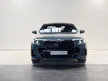 BMW 530e M Sport Edition   Innovation Pack