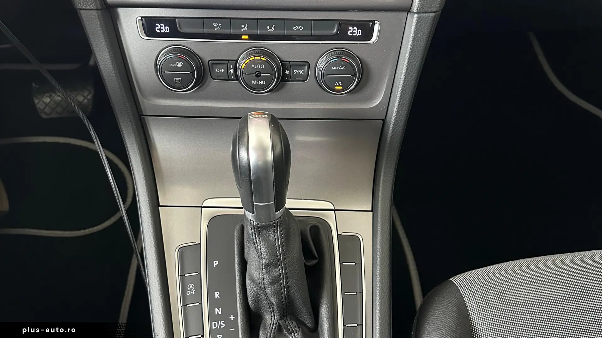 Volkswagen Golf 7  1.6 Diesel 105 CP An 2015