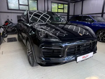 Porsche Cayenne E-Hybrid Platinum
