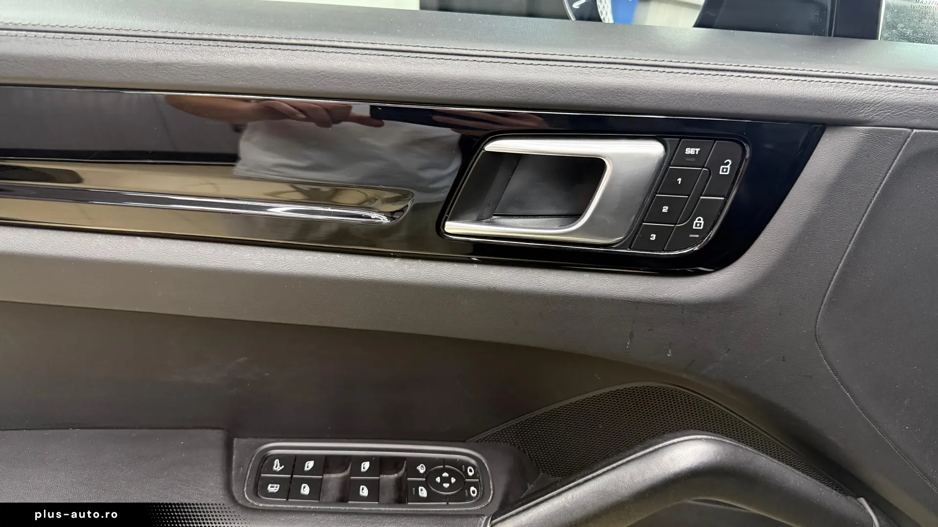 Porsche Cayenne E-Hybrid Platinum
