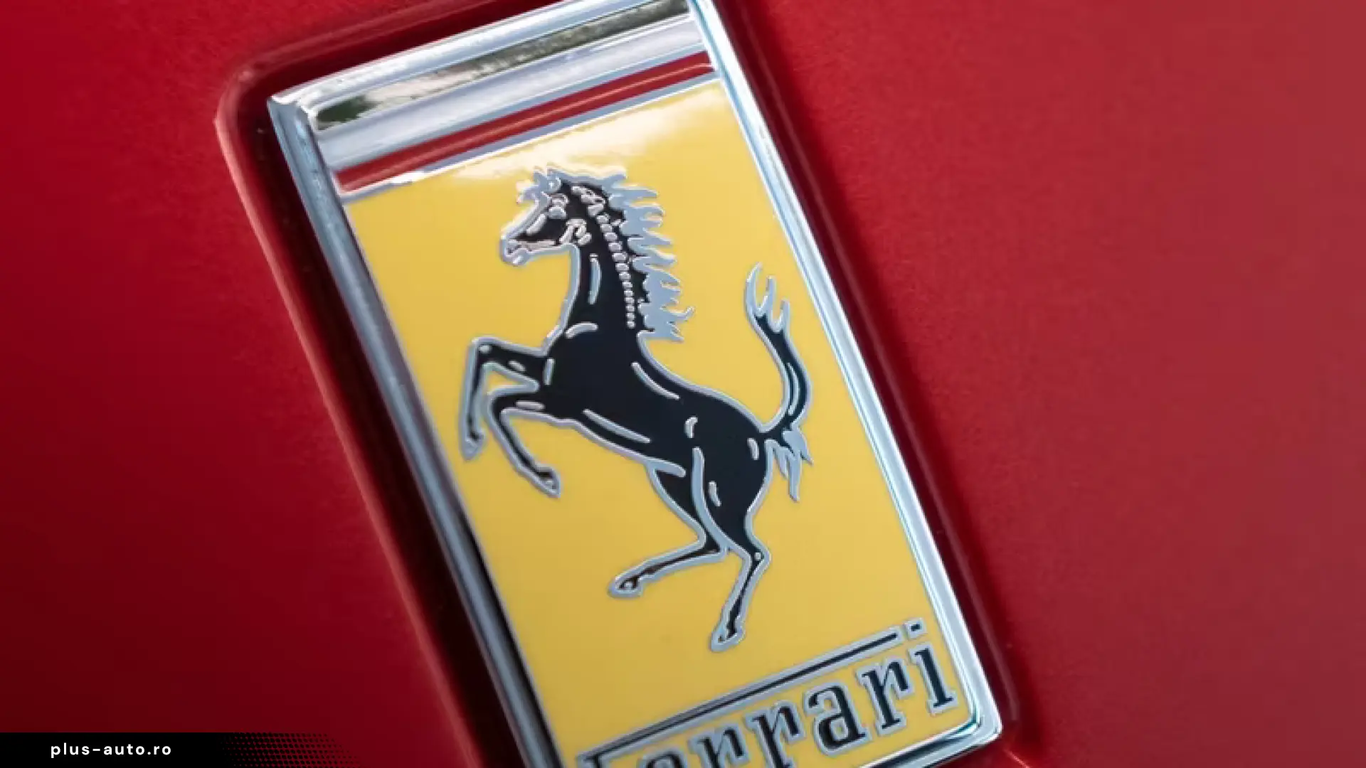 Ferrari Amalfi   Rosso Imola  Lift ACC P.Display