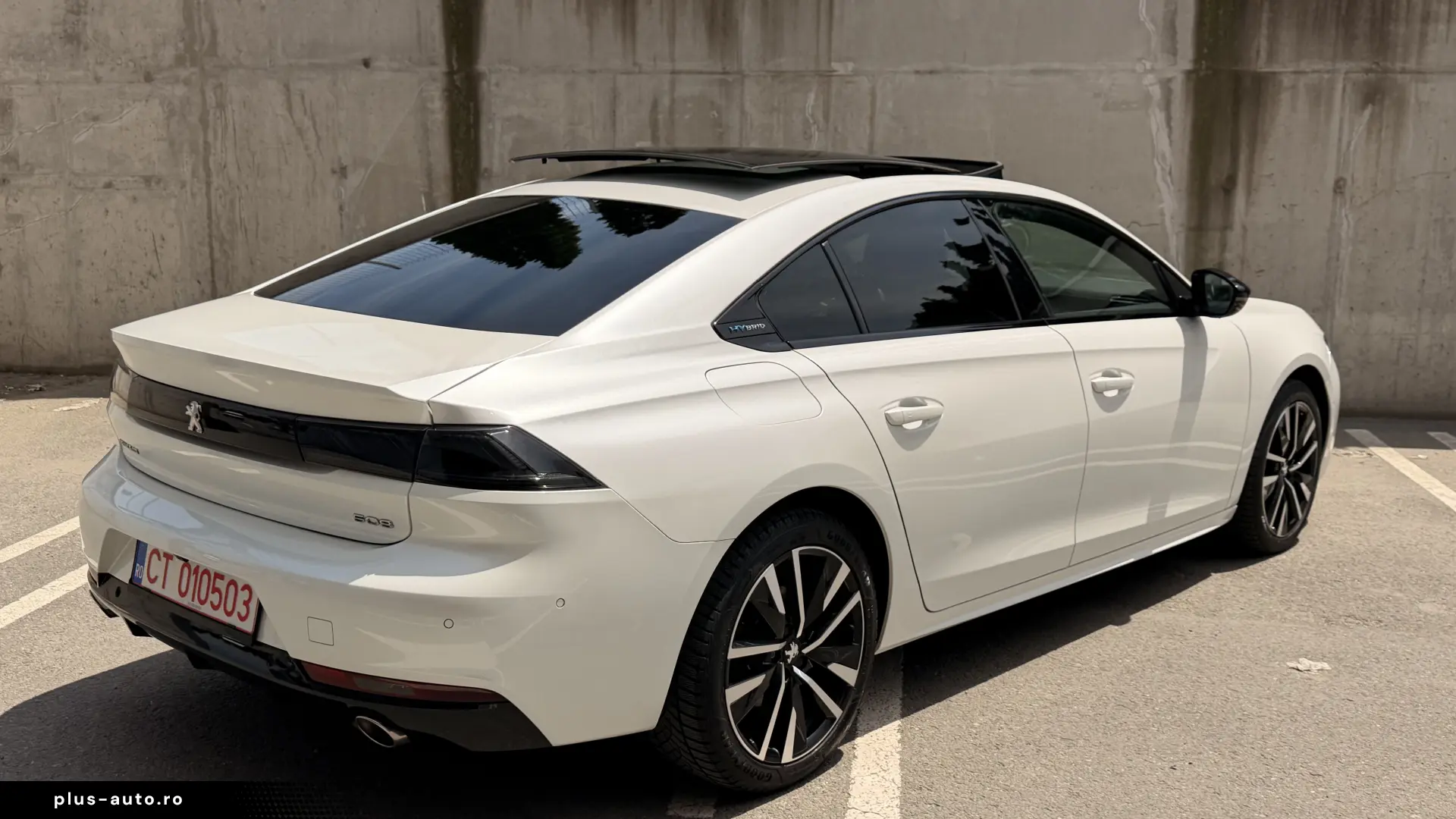 PEUGEOT 3008 GT