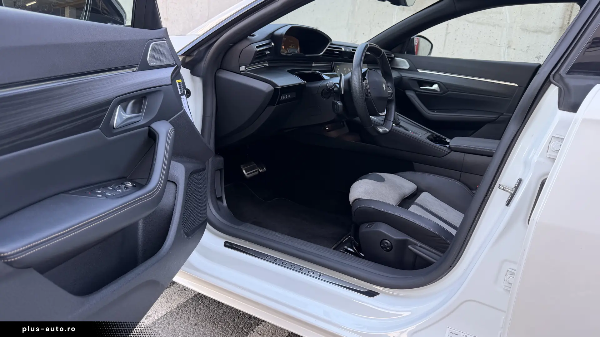 PEUGEOT 3008 GT