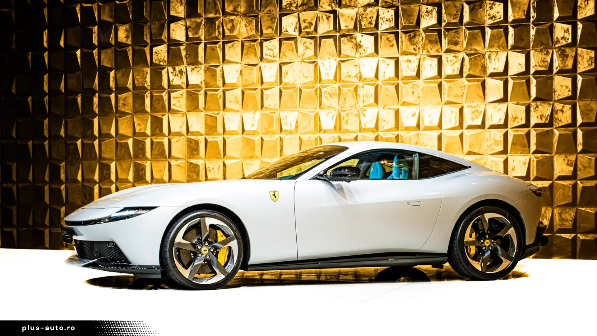 Ferrari Amalfi PASSENGER DISPLAY