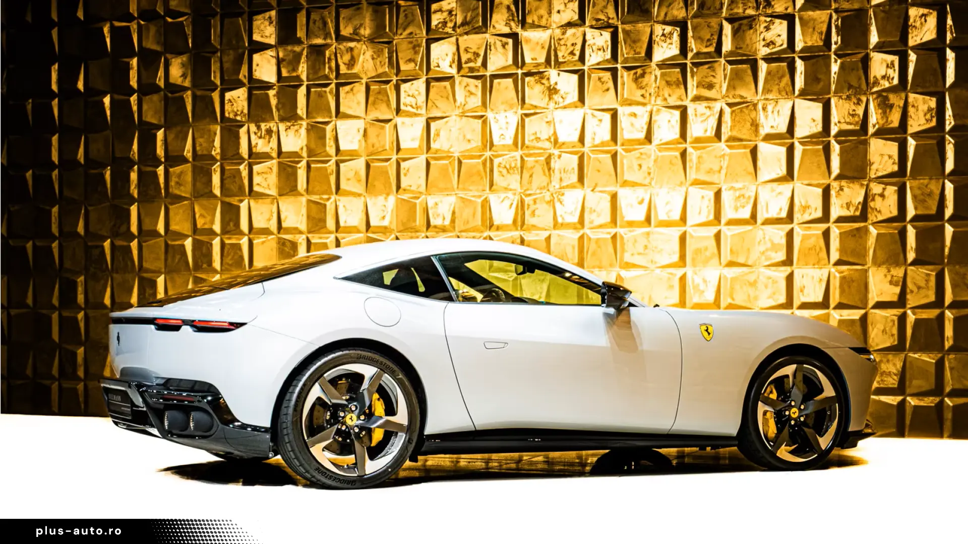 Ferrari Amalfi PASSENGER DISPLAY