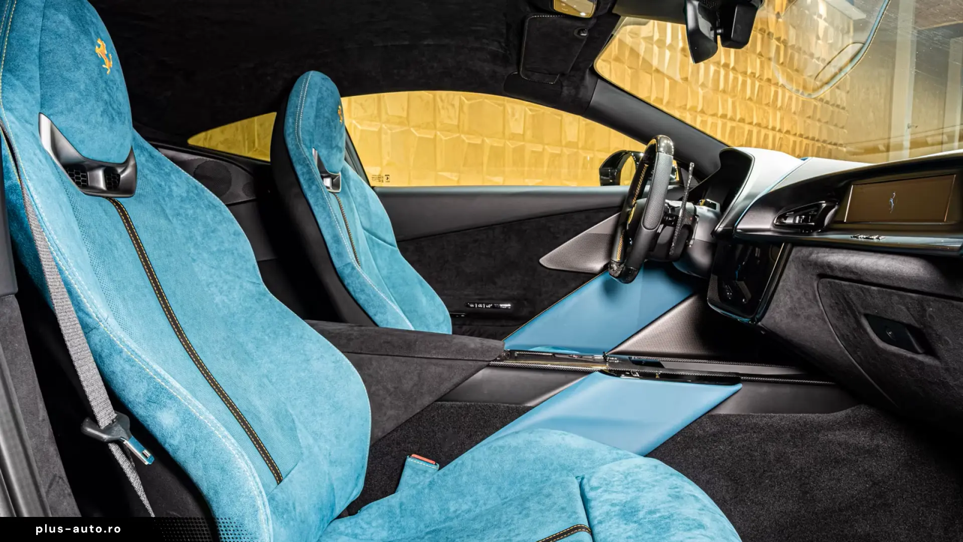 Ferrari Amalfi PASSENGER DISPLAY