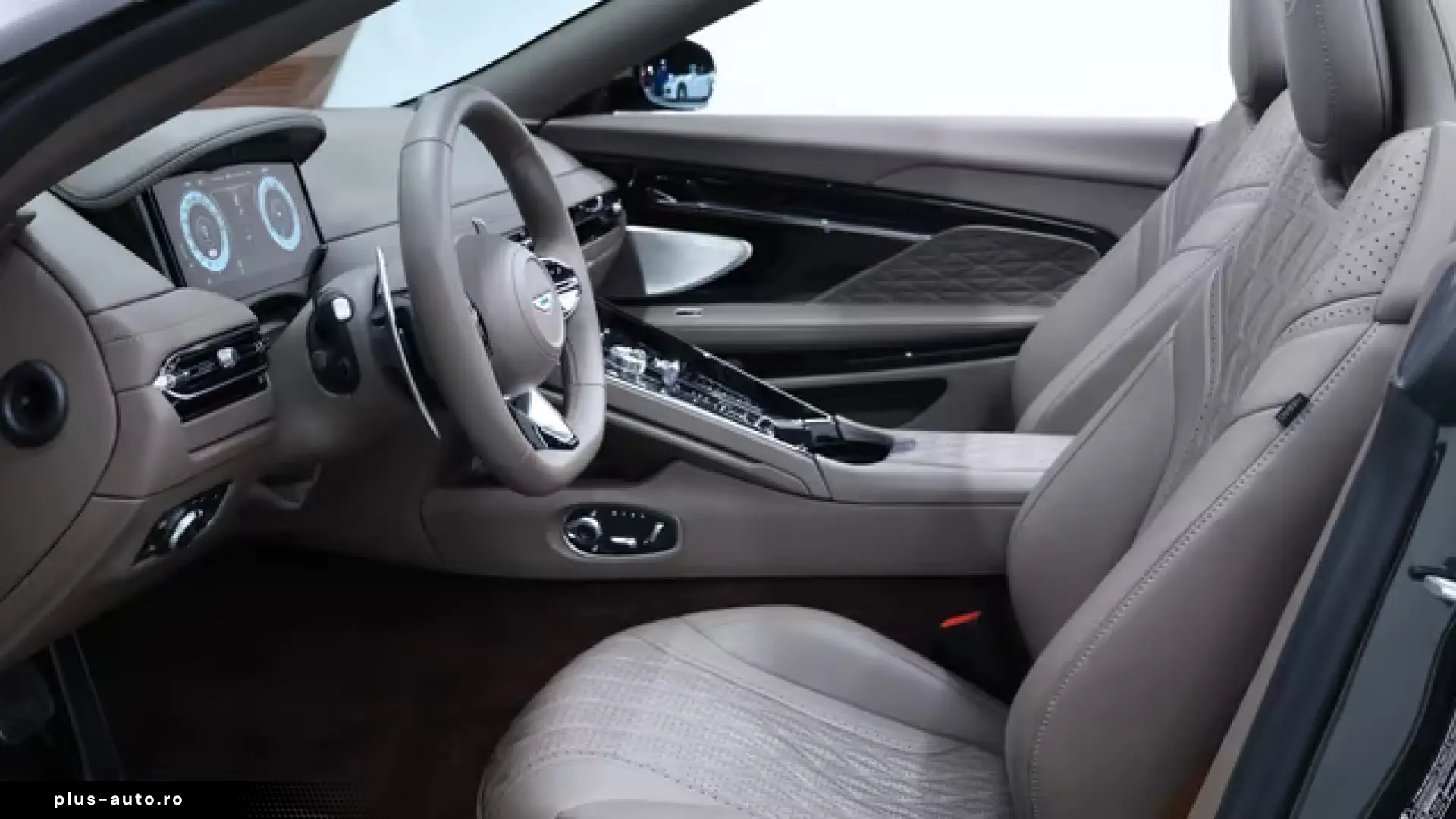 Aston Martin DB12 Volante