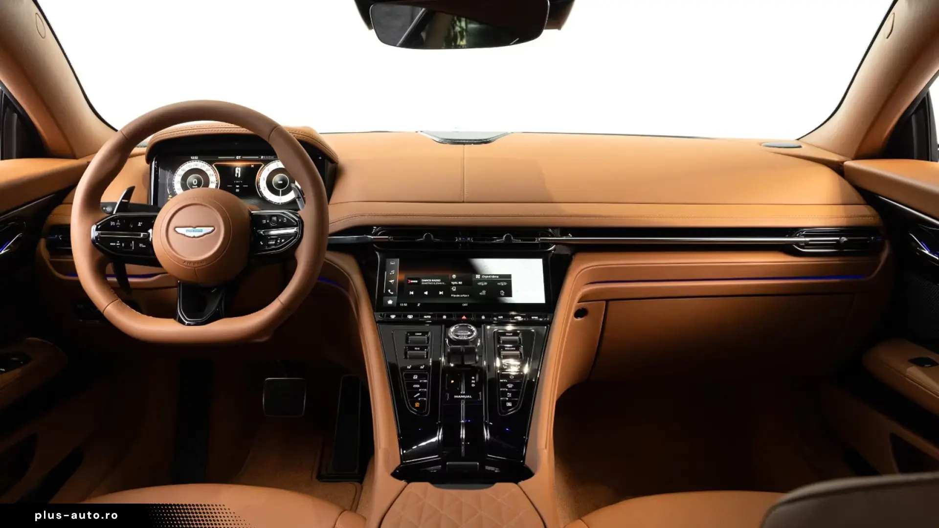 Aston Martin DB12