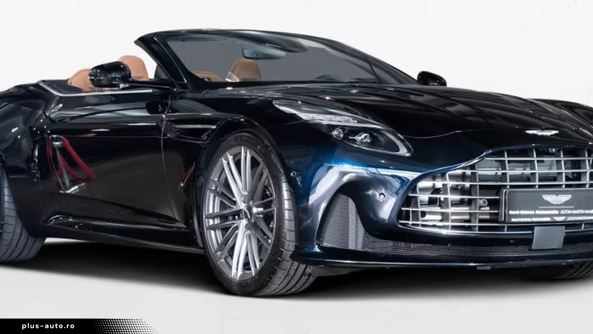 Aston Martin DB12 Volante
