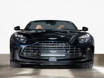 Aston Martin DB12 Volante