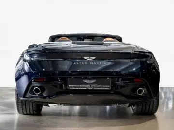 Aston Martin DB12 Volante