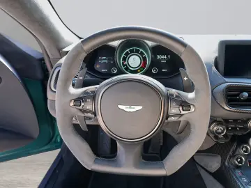 ASTON MARTIN Vantage V8 F1 Coupe Satin Aston Martin …