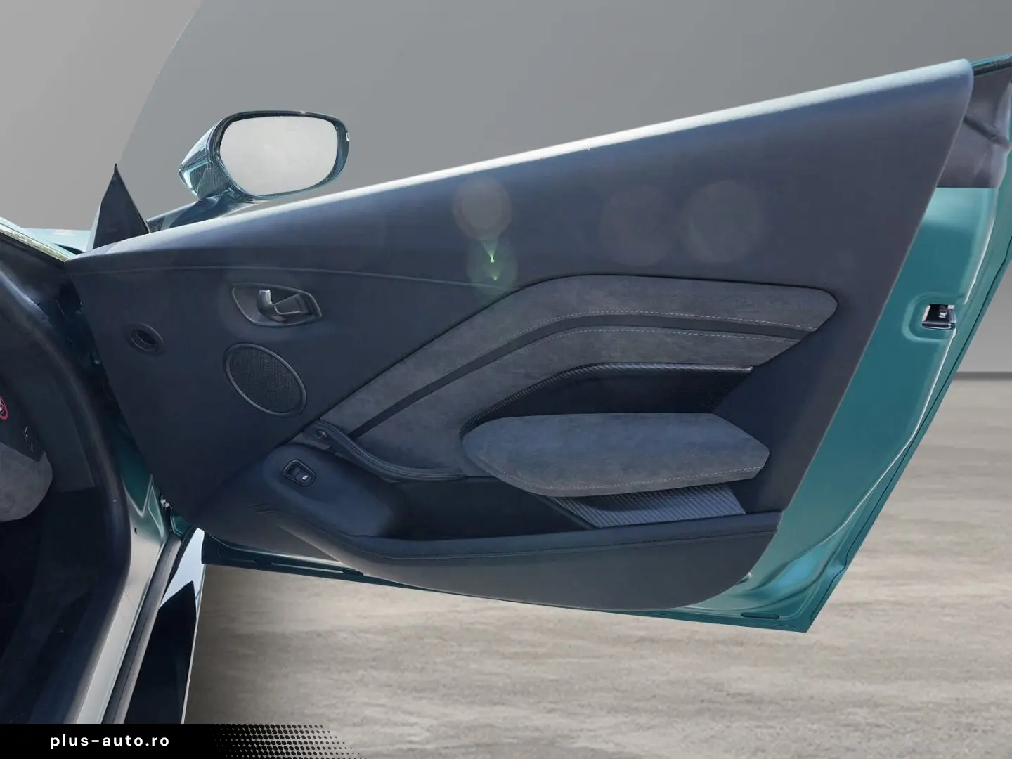 ASTON MARTIN Vantage V8 F1 Coupe Satin Aston Martin &hellip;