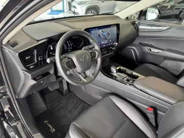 Lexus NX 450h  E-FOUR Business AHK Leather Electric S