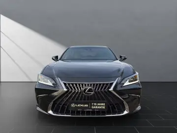 Lexus ES 300 h  BUSINESS