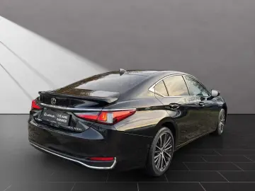 Lexus ES 300 h  BUSINESS